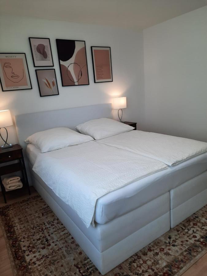 Moderne 3Zimmer Wohnung, In Koenigsbrunn Bei Augsburg Exterior foto